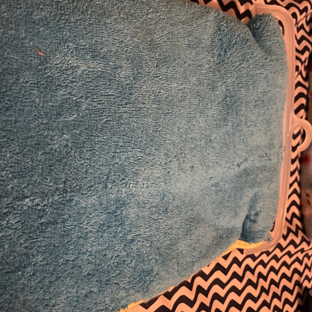 NWT towel and baby bath mit - Picture 4 of 5